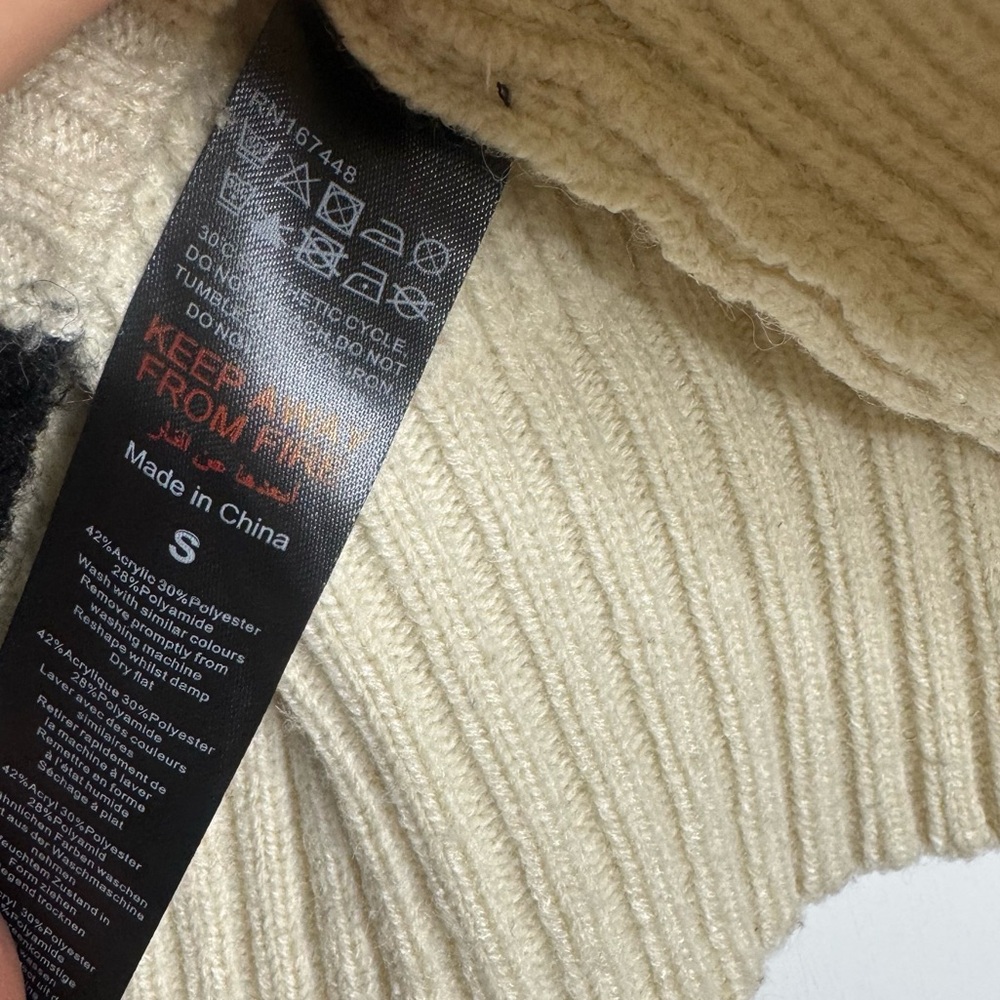 FLASH SALE! Nasty Gal cream and black slouchy cardigan sweater - Picture 8 of 11